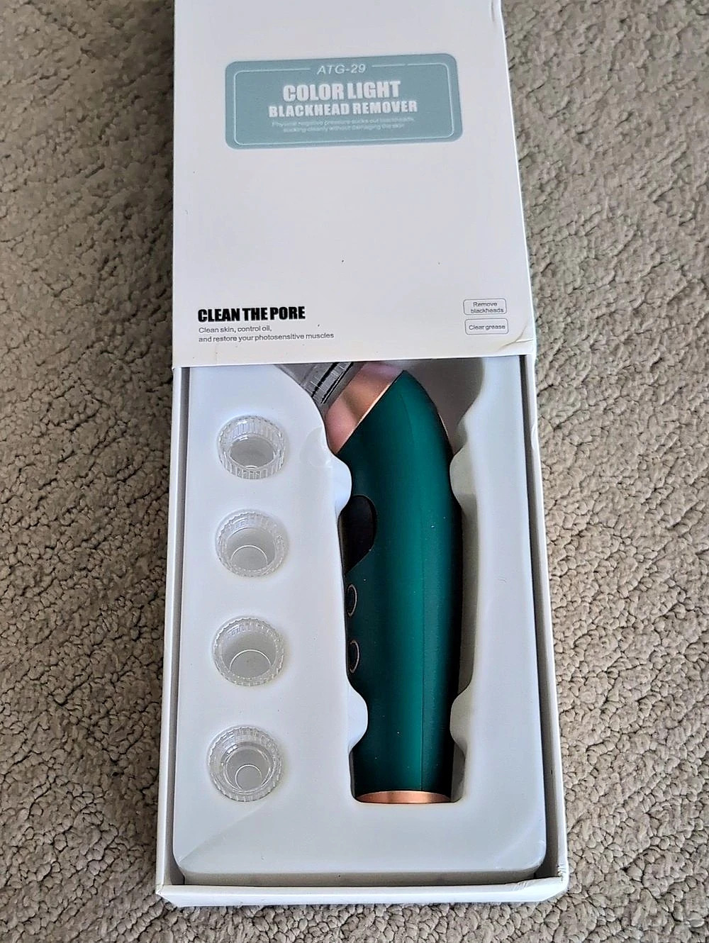 Color Light Blackhead Remover ATG-29 in Green & White